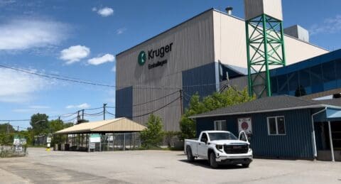 Augmentations de salaire historiques à l’usine Kruger de Trois-Rivières : Un nouvel accord de 4 ans signé !